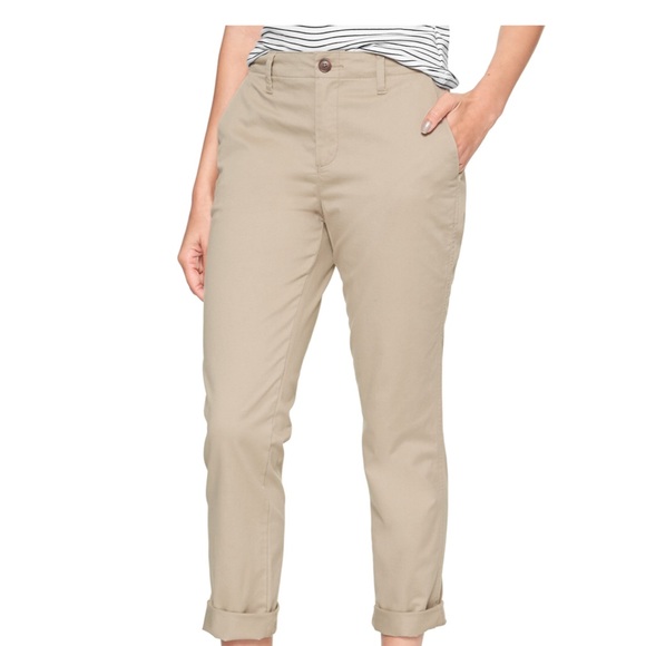gap girlfriend khaki